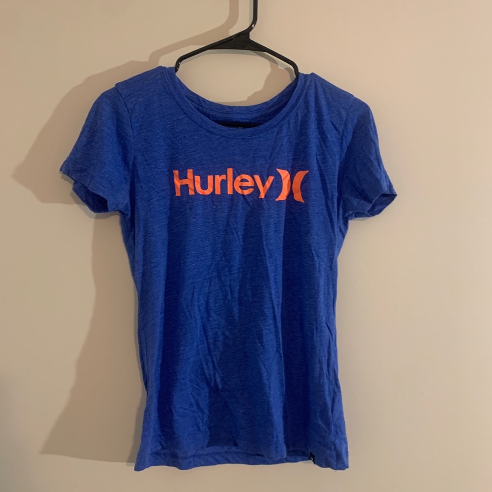 Hurley t shirt